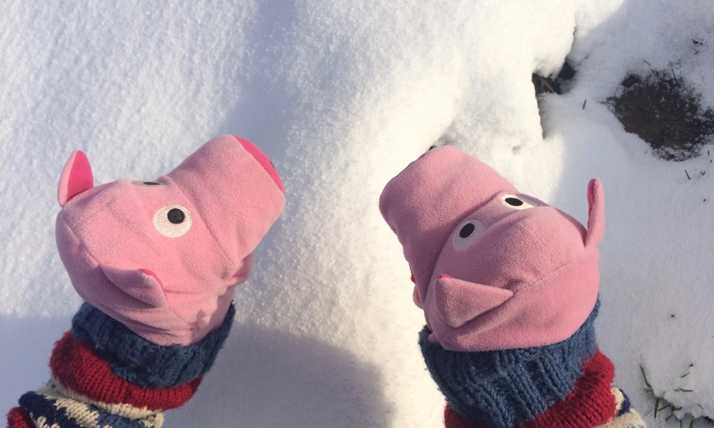 Keine Spuren im Schnee. Dafür glitzert es schön.